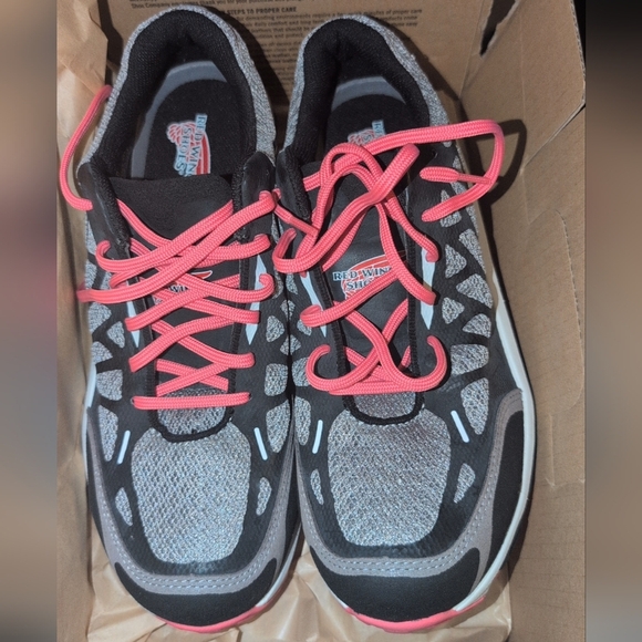 Women's Black and Pink Red Wing Shoes Size 10 - Picture 2 of 3